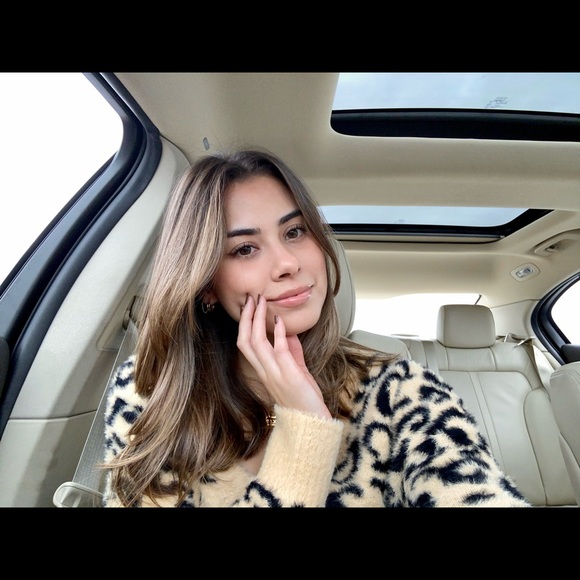 Meet the Posher - Picture 5 of 5